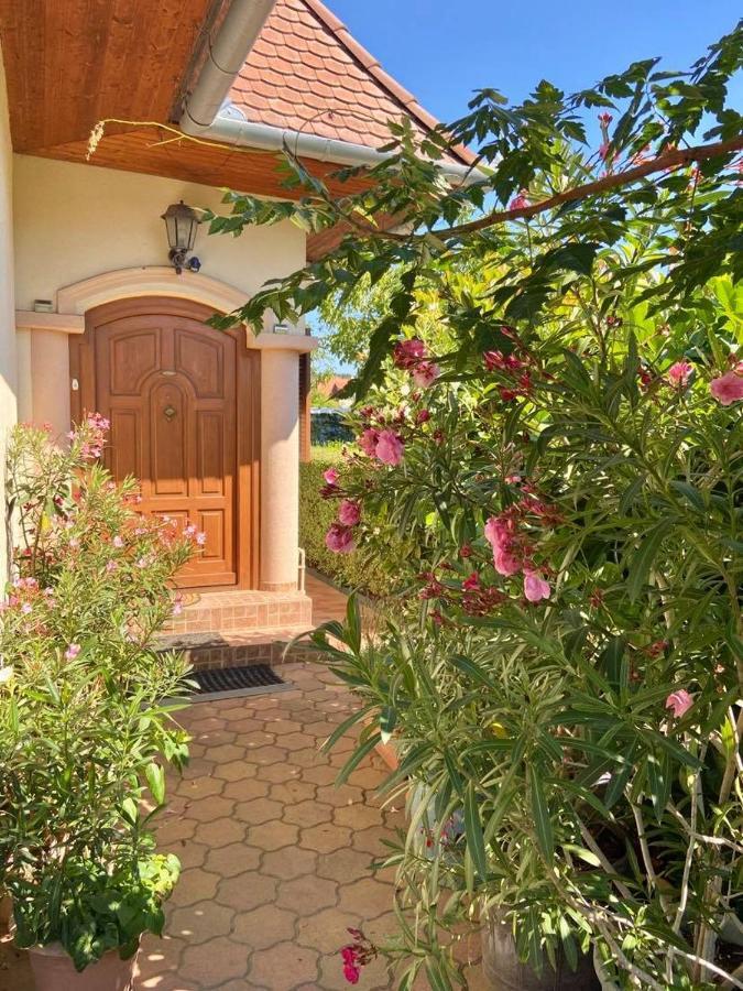 Apartamento Fodor Ház Gyenesdiás Exterior foto