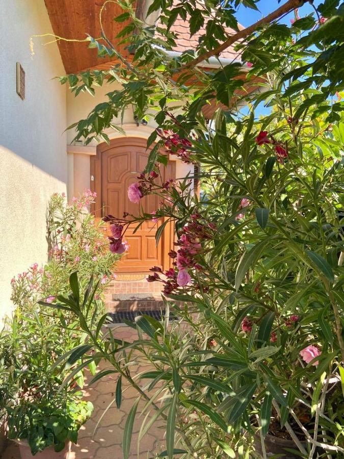 Apartamento Fodor Ház Gyenesdiás Exterior foto