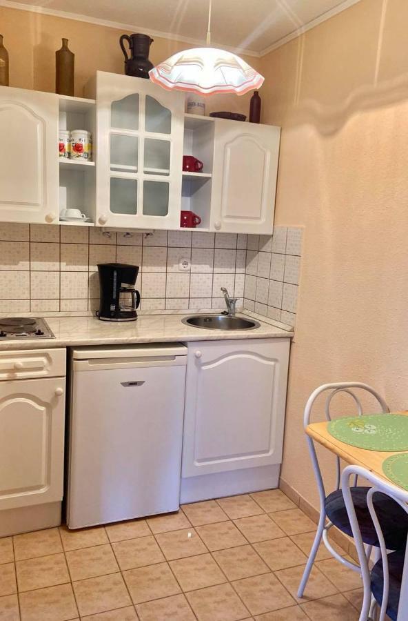 Apartamento Fodor Ház Gyenesdiás Exterior foto
