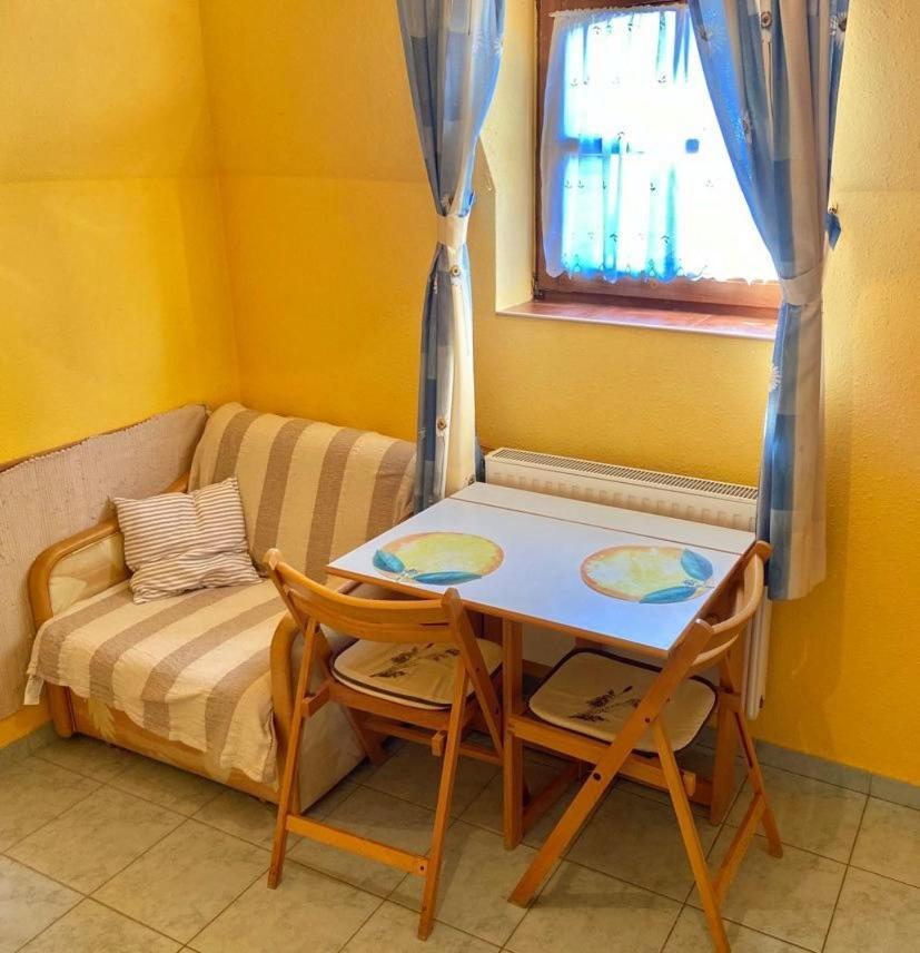 Apartamento Fodor Ház Gyenesdiás Exterior foto